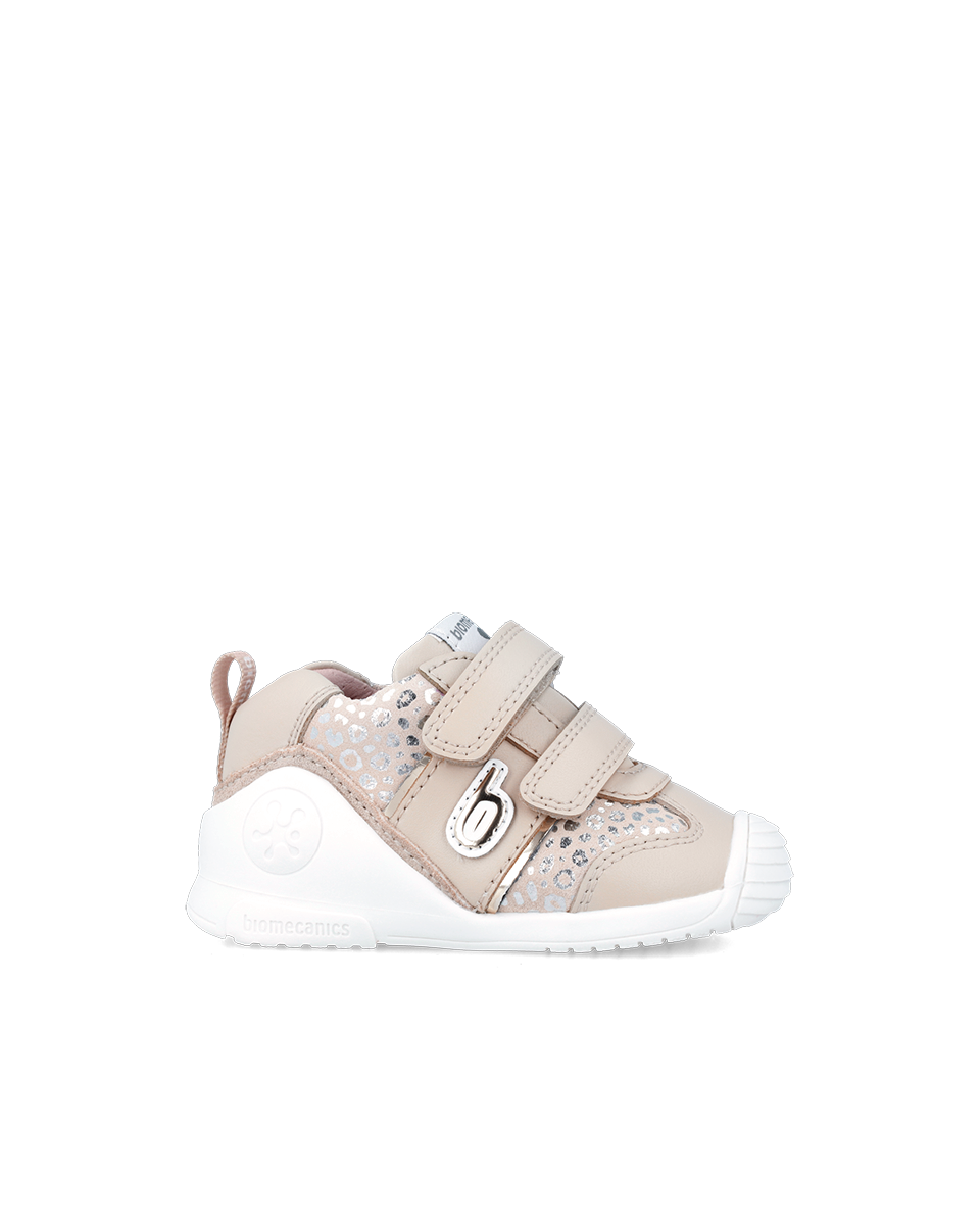Sneakersy Biomecanics 242111-A