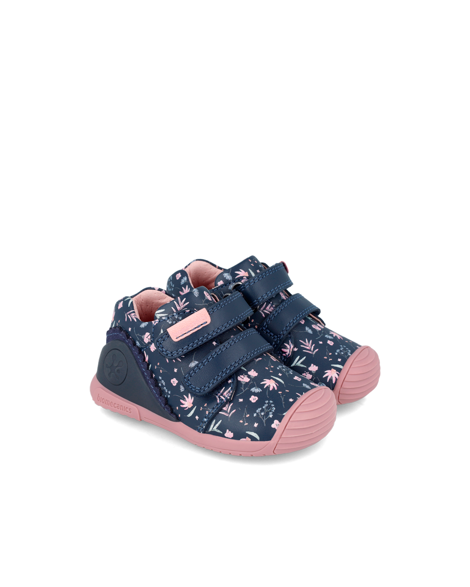 Sneakersy Biomecanics 241102-A183